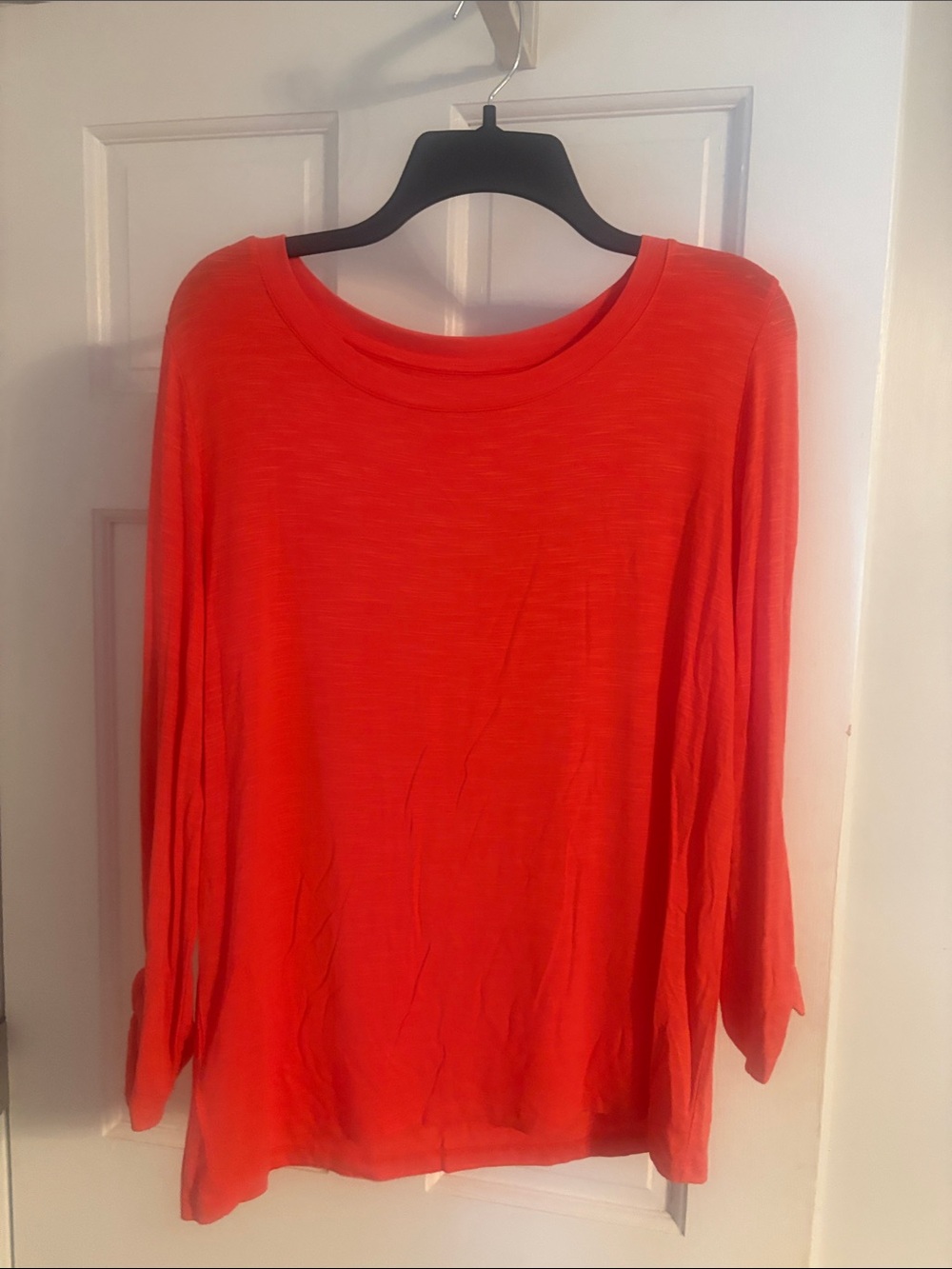 LOFT Women's Long-Sleeve Crewneck Top in Bright Red